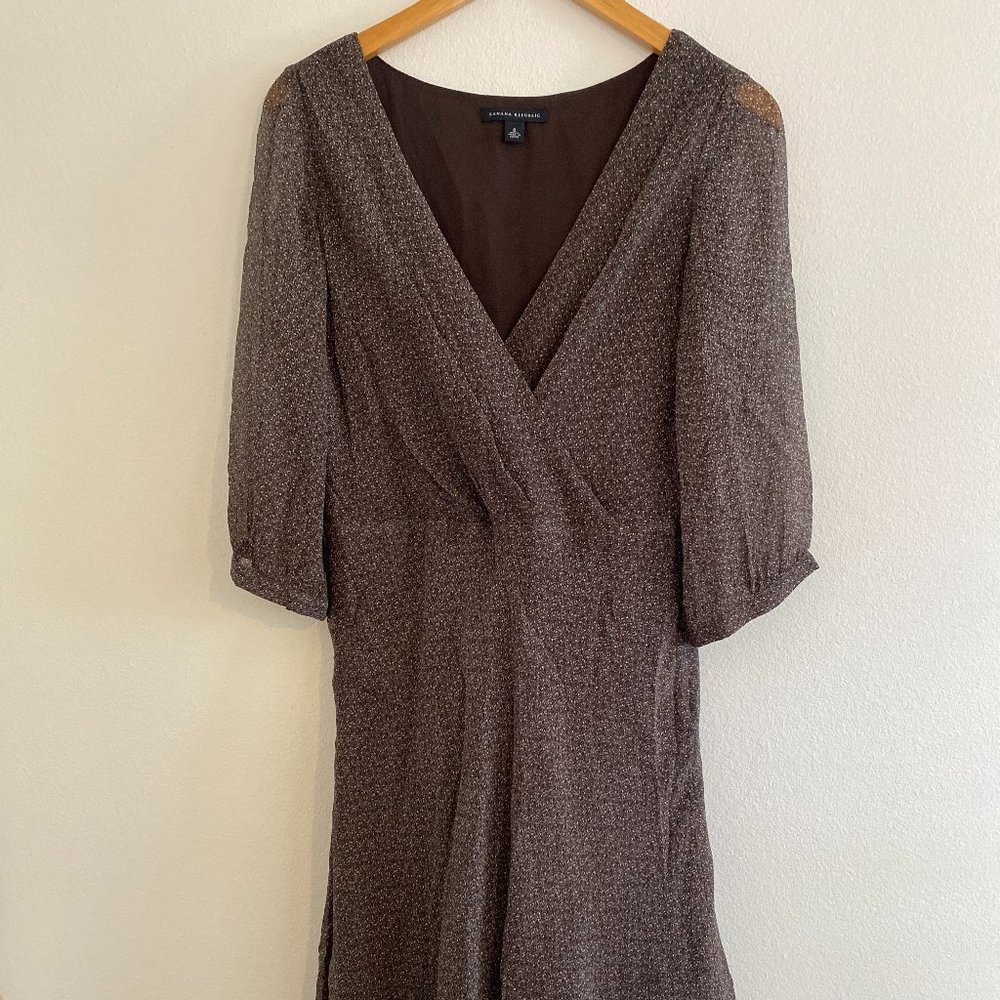 Banana Republic Dress 100% Silk Size 8 Cross Over Bodice Cottage Print Brown